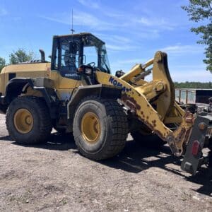 USED Komatsu WA320-8 Wheel Loader for Sale / Rent